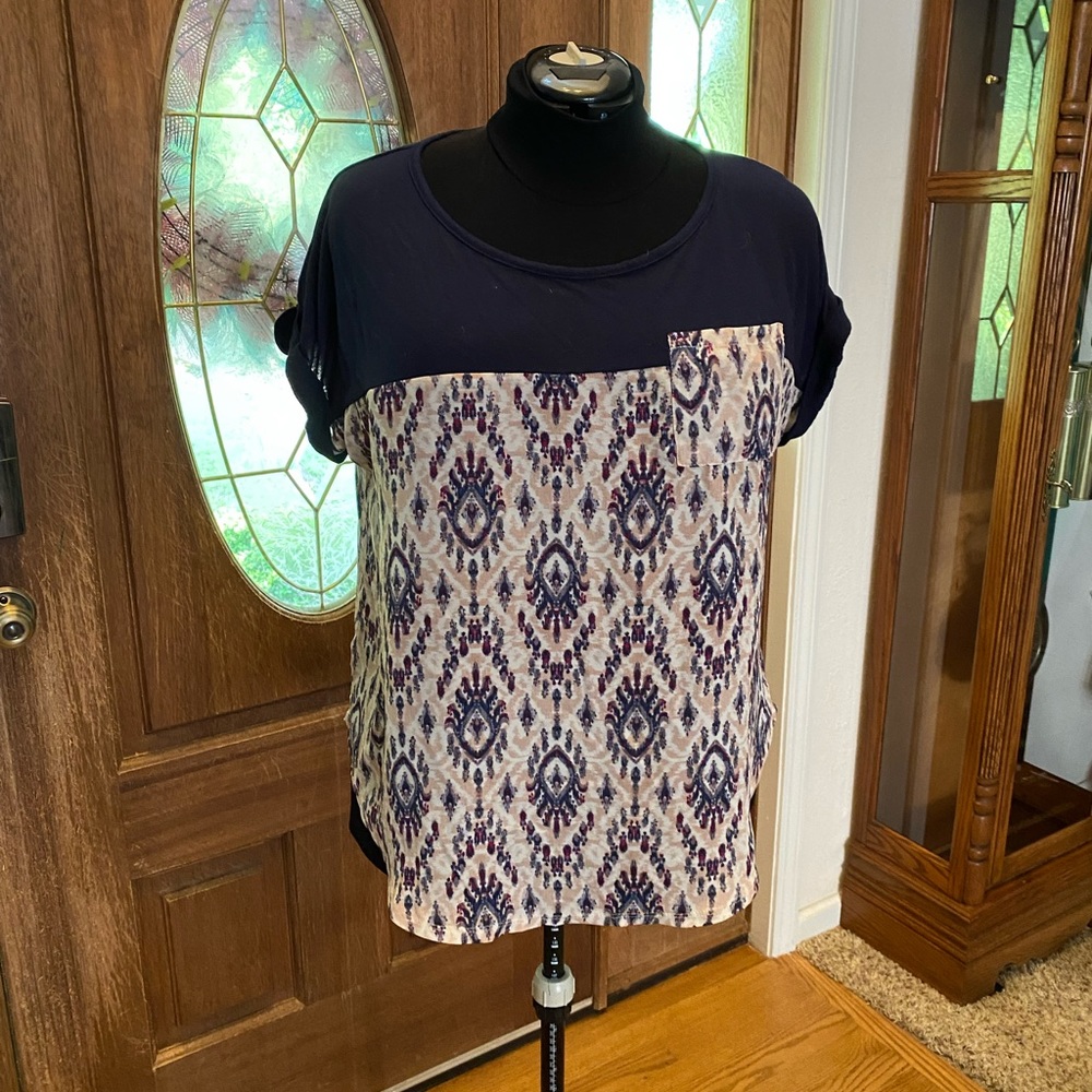 Maurices Short Sleeve Blouse.